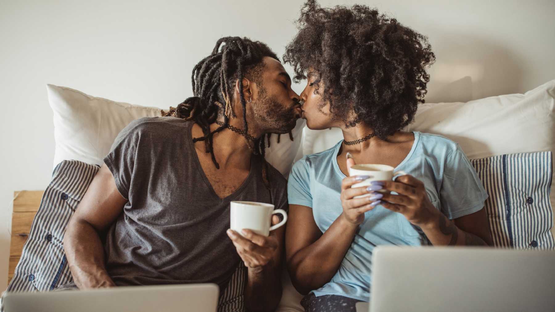 Love & Dating: 10 Telltale Signs Someone is Good For You - article courtesy of That Green Lyfe
