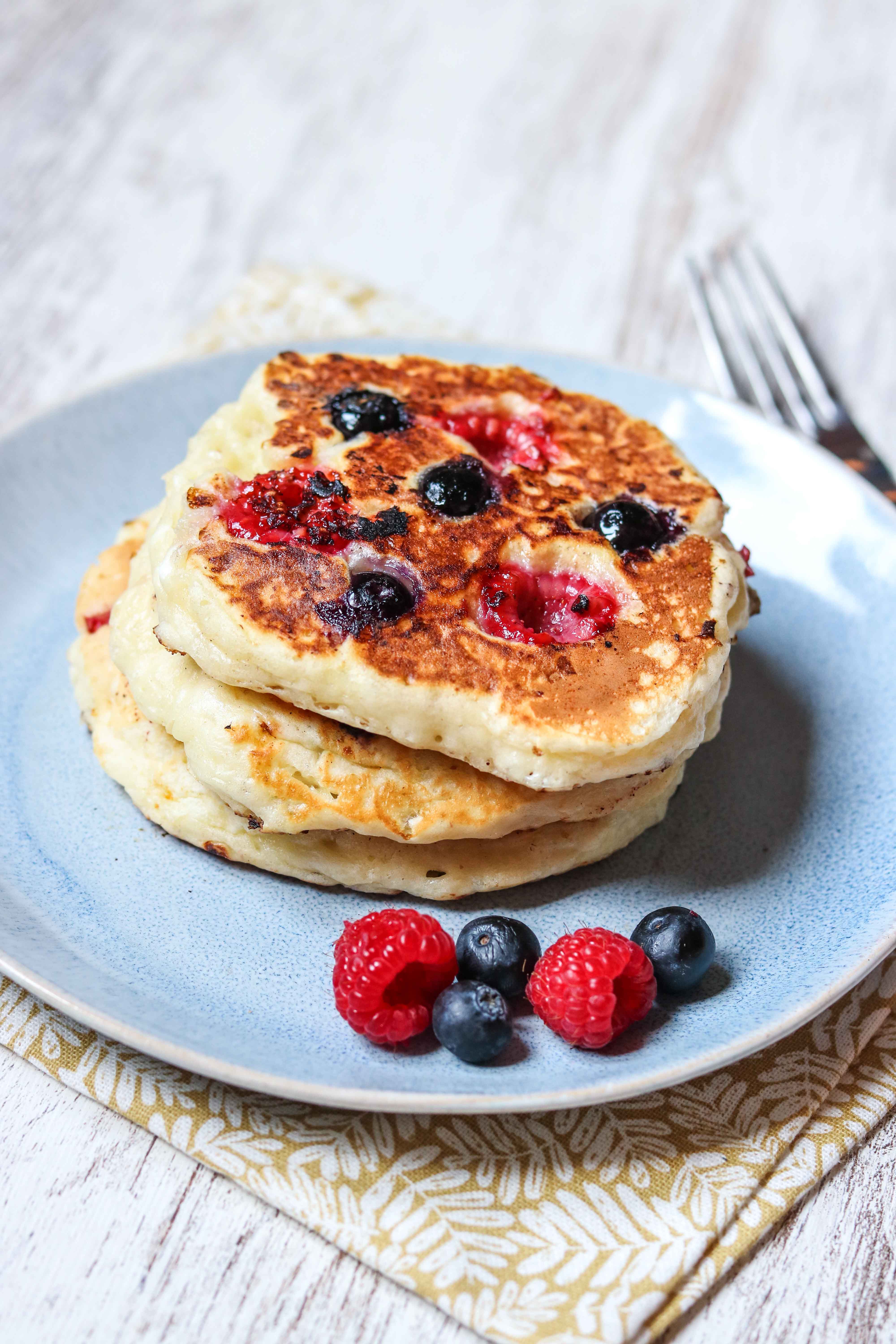 Super Fluffy Berry Pancakes (Vegetarian) recipe courtesy of That Green Lyfe